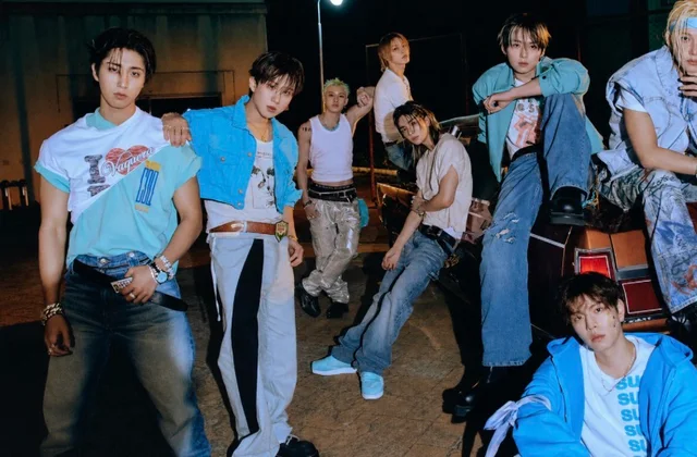 Stray Kids